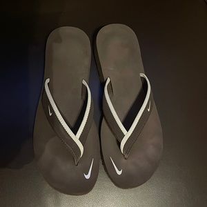 Nike Women’s Sandals/Flip Flops